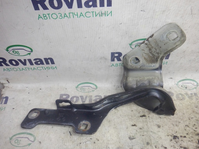 Левая петля капота 8200307816 RENAULT