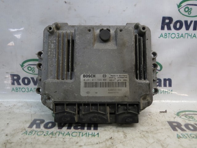 Компьютер двигателя 8200370779 RENAULT