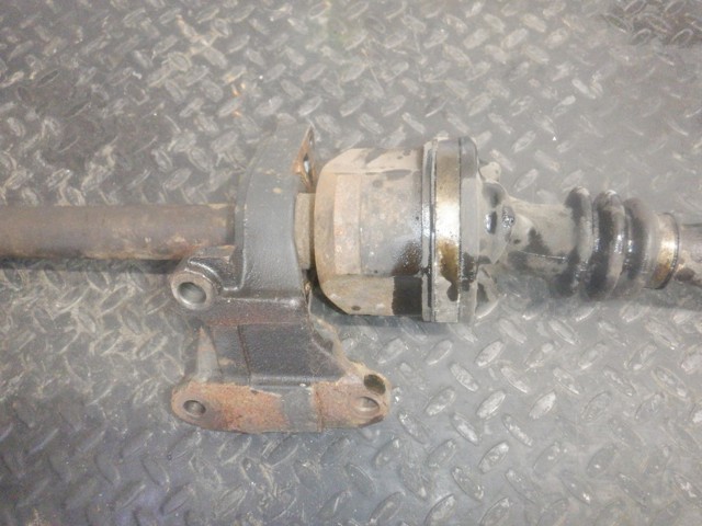 RENAULT 8200387424 Полуось (привод) передняя правая в наличии Одесса