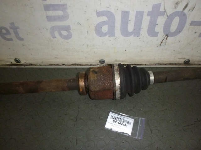 RENAULT 8200452273 Полуось (привод) передняя правая в наличии Чернигов