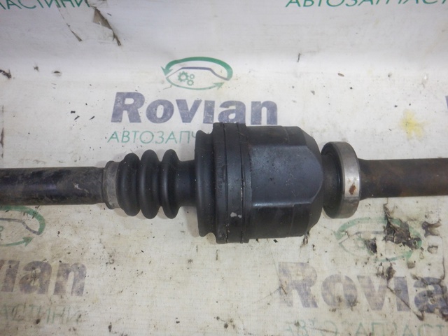 8200500683 RENAULT Правая полуось купить в Львов