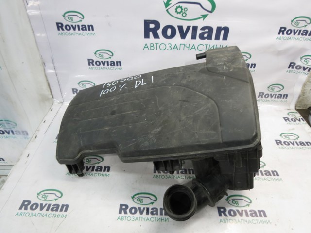  Корпус воздушного фильтра 8200517765 RENAULT