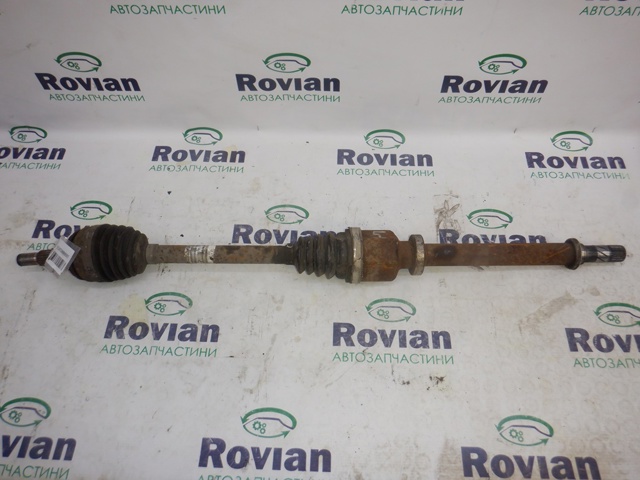 Привод правый 8200543478 RENAULT