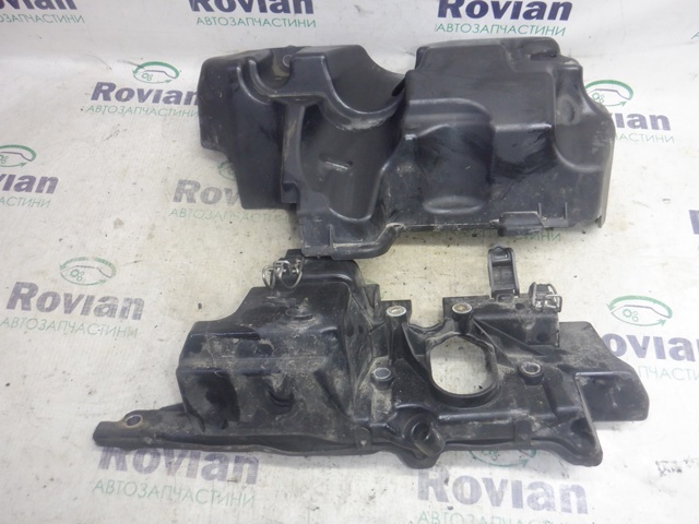 Крышка мотора декоративная 8200549100 Renault (RVI)