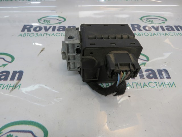 Механизм блокировки рулевого колеса 8200604932 RENAULT