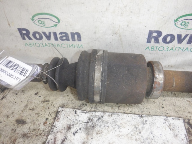 Привод правый 8200626038 RENAULT