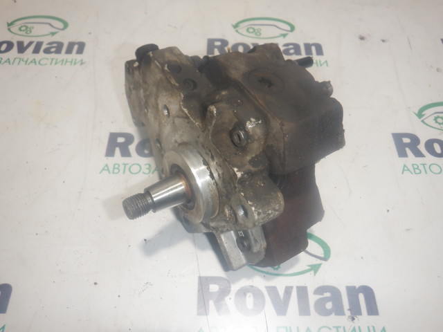 Насос топливный высокого давления 8200659759 RENAULT