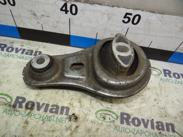 Задняя подушка двигателя Рено Мастер III