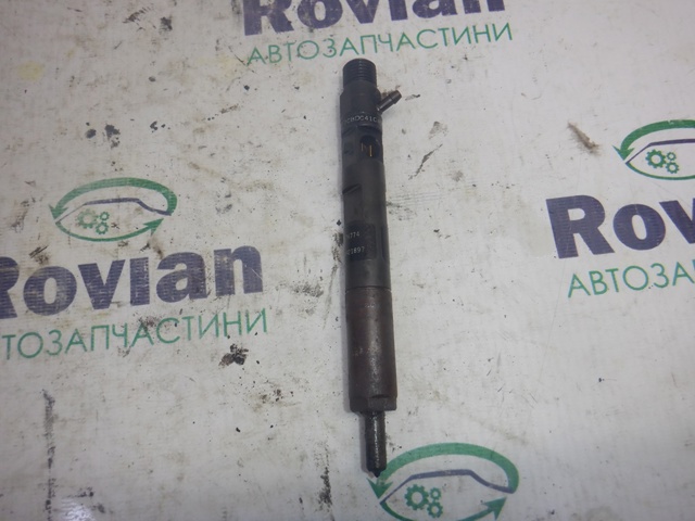 Форсунки 8200676774 RENAULT