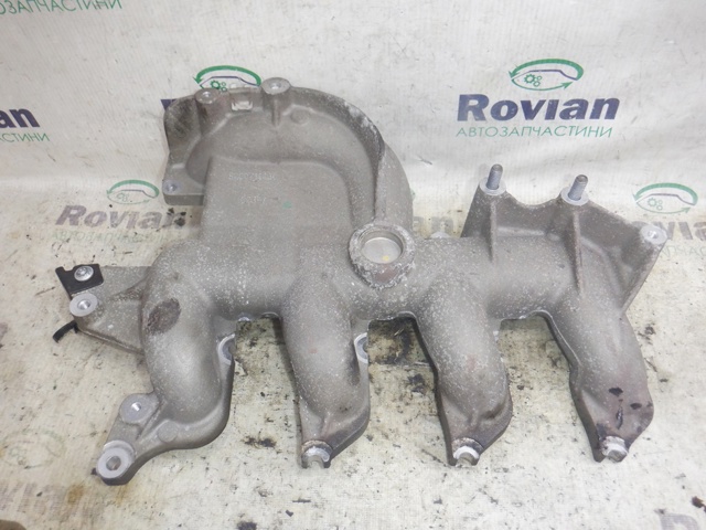 Впускной коллектор 8200714430 RENAULT