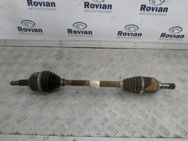 Полуось передняя левая 8200725499 RENAULT