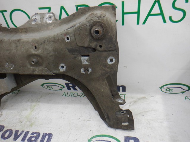 Поперечина передней подвески 8200766085 RENAULT