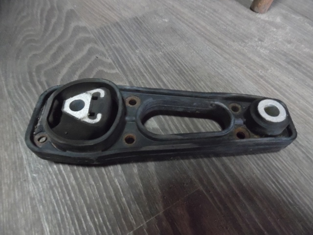 Гидроопора двигателя задняя 8200805813 RENAULT