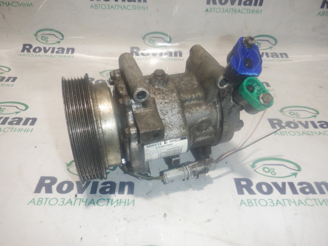 Насос кондиционера 8200953359 RENAULT