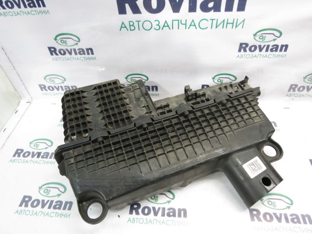 RENAULT 8200977779 в наличии Черкассы