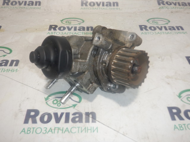 Насос топливный высокого давления 8201434847 RENAULT