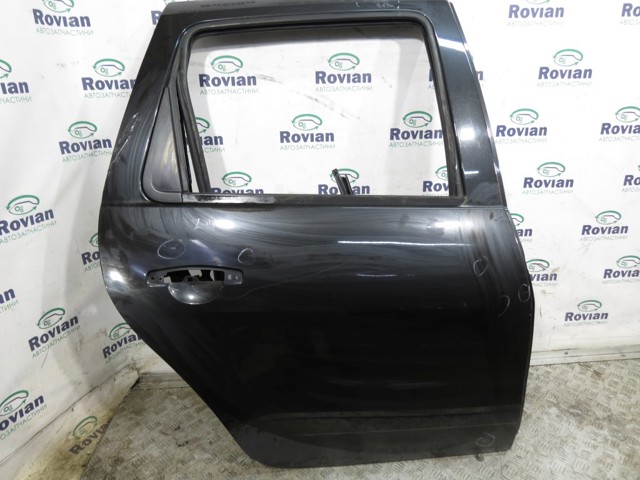 Дверь задняя, правая 821000291R RENAULT