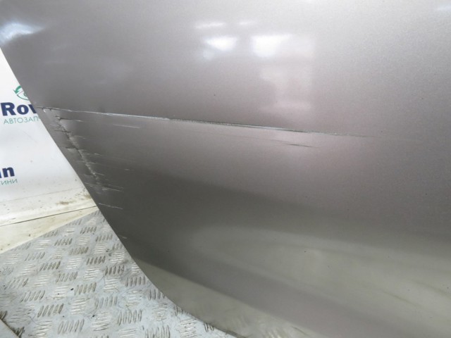 821000293R RENAULT Дверь задняя правая купить в Черновцы