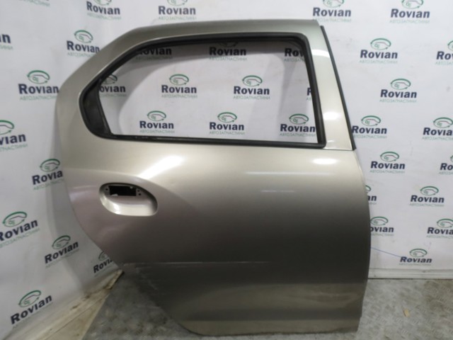 Задняя правая дверь 821000293R RENAULT
