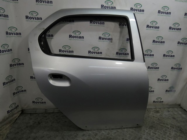 Дверь задняя в сборе 821005024R RENAULT