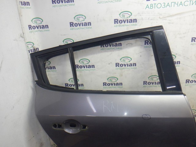 821006386R RENAULT Дверь задняя правая купить в Черновцы