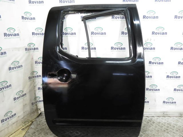 Дверь задняя в сборе 82100EB30J NISSAN