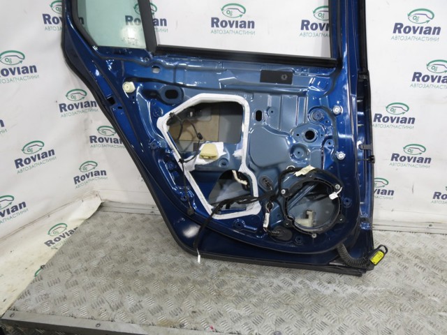 RENAULT 821016189R Дверь задняя левая в наличии Тернополь