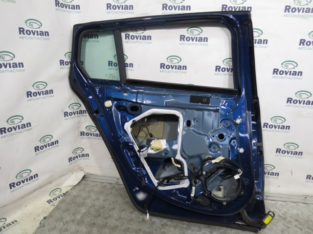 821016189R RENAULT Дверь задняя левая купить в Кривой Рог