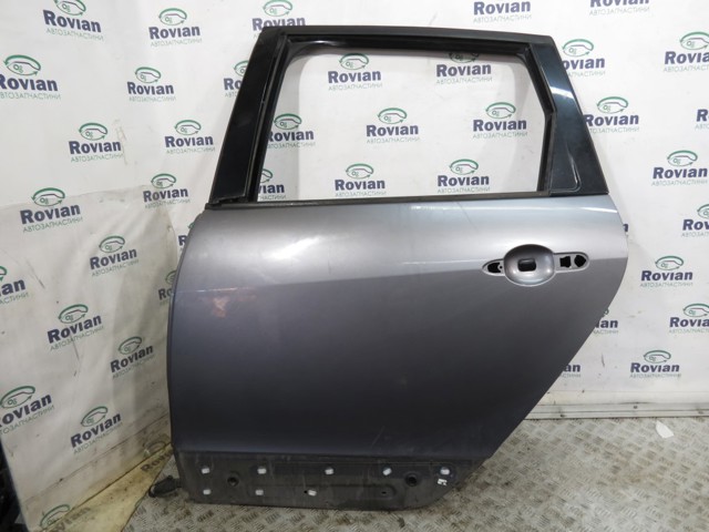 Дверь задняя 821017991R RENAULT