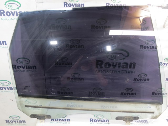 823000010R RENAULT Стекло двери задней правой купить в Ровно
