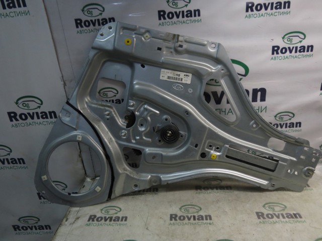 Стеклоподъемник передней правой двери 824021F010 HYUNDAI