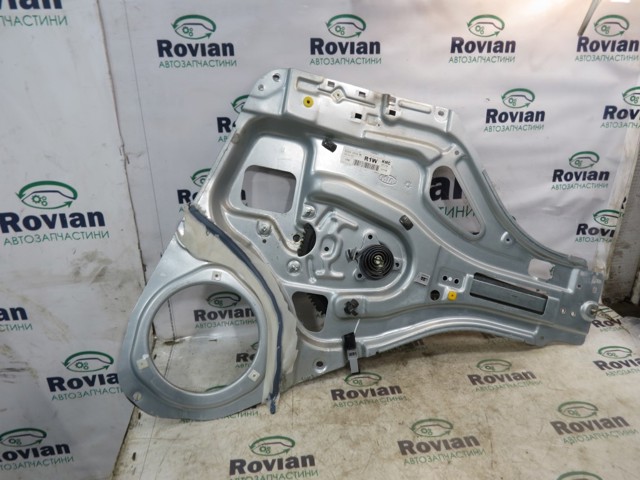 Стеклоподъемник передней правой двери 824021F010 HYUNDAI