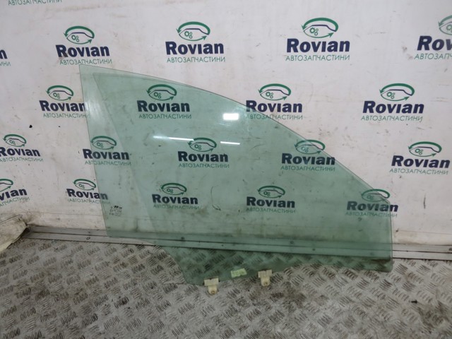 Стекло передней двери, правой 82420J9020 HYUNDAI