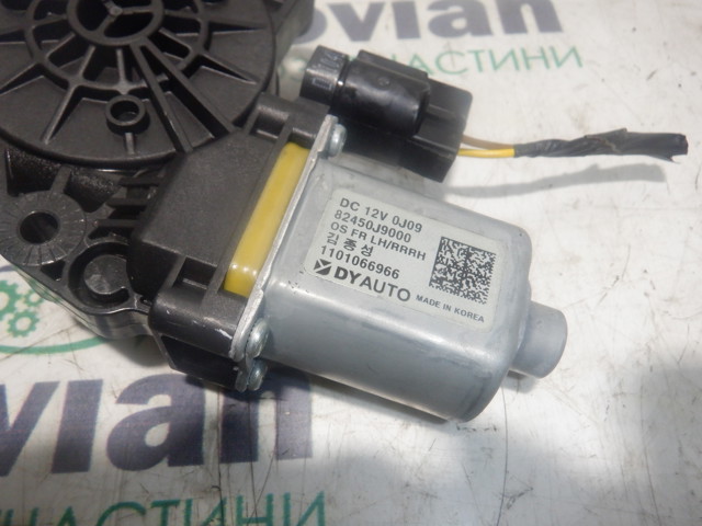 82450J9000 HYUNDAI Мотор стеклоподъемника двери передней левой купить в Сумы