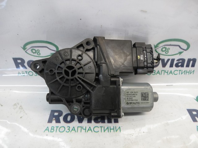 Мотор стеклоподъемника двери передней, левой 82450J9010 HYUNDAI