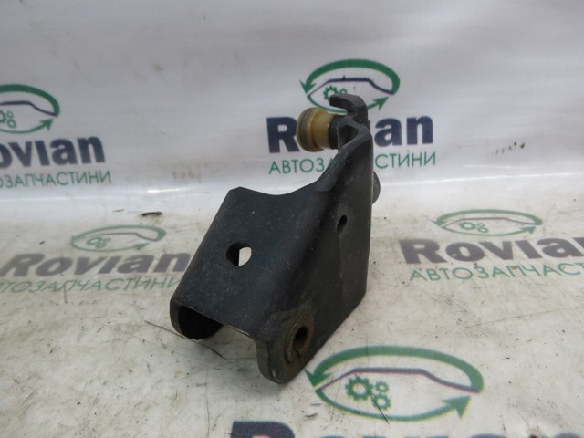 824A72208R RENAULT купить в Сумы
