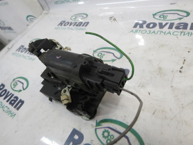 825020953R RENAULT Замок двери передней правой купить в Каменское