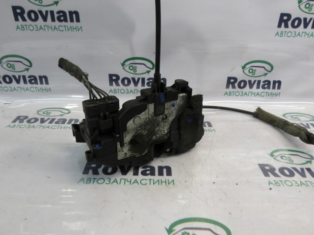 Замок задней двери, правой Рено Меган 3