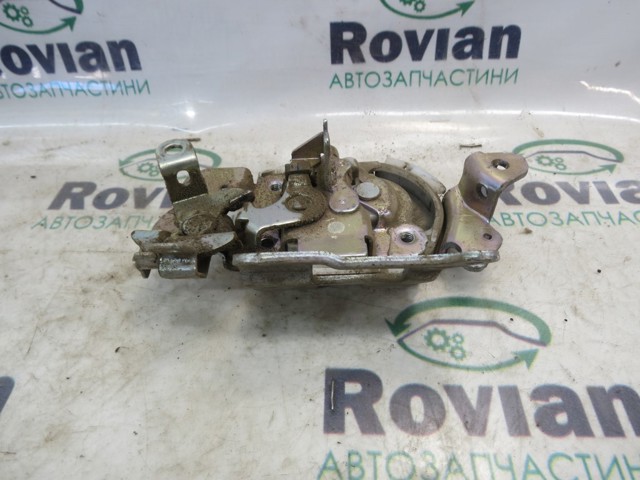 Механизм замка двери боковой (сдвижной) 825087319R RENAULT