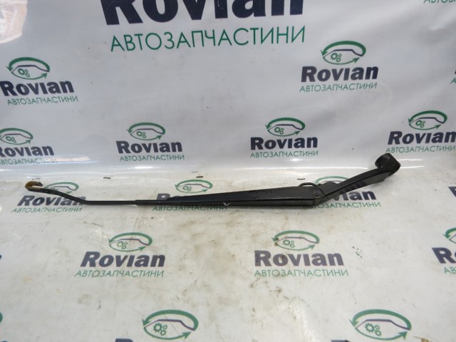 Поводок стеклоочистителя 8250A171 MITSUBISHI