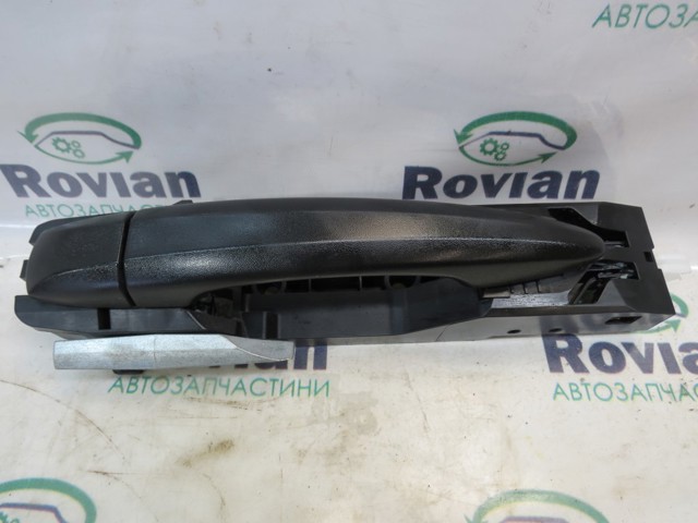 NISSAN 826116RR0A Держатель наружной ручки двери задней левой в наличии Чернигов