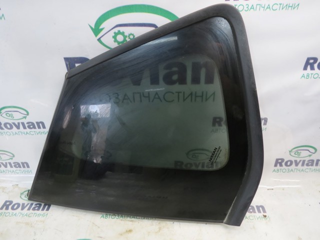833016RR0A Стекло кузова (багажного отсека) левое купить Черкассы