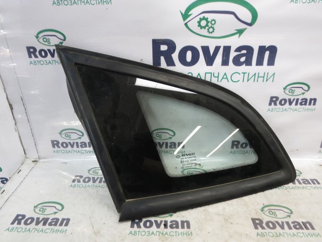 Стекло кузова/багажного отсека, левое 833070008R RENAULT