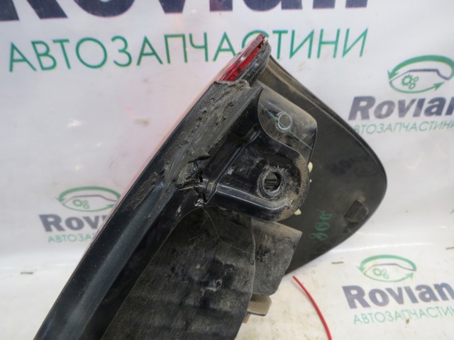 8330A155 MITSUBISHI Фонарь задний левый купить в Полтава