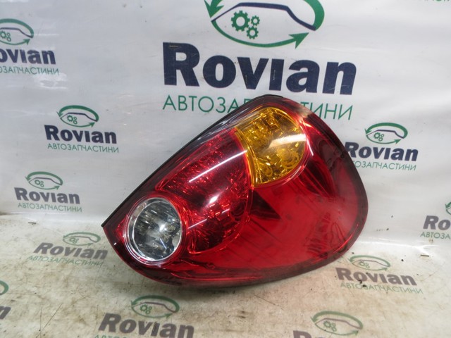 Задний правый стоп 8330A156 MITSUBISHI