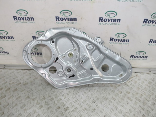  Механизм стеклоподъемника правой задней двери 834022P000 HYUNDAI