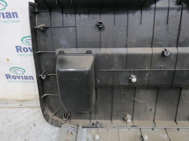 8377065J005PK SUZUKI Обшивка (облицовка) крышки багажника (двери 3/5-й задней) купить в Тернополь