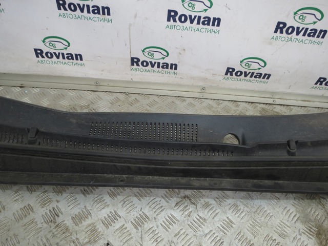 HYUNDAI 861502B000 Решетка дворников в наличии Сумы