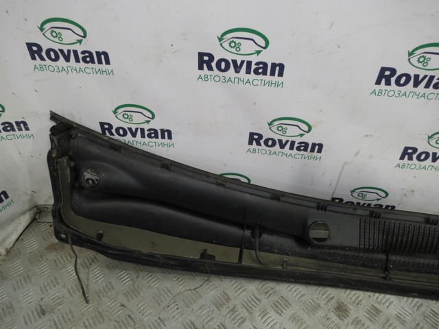 861502B000 HYUNDAI Решетка дворников купить в Житомир