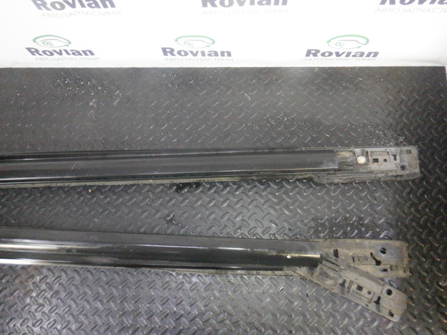 872702B0106M HYUNDAI купить в Ужгород